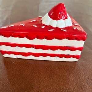Red & White Decorative Cake Slice Trinket
